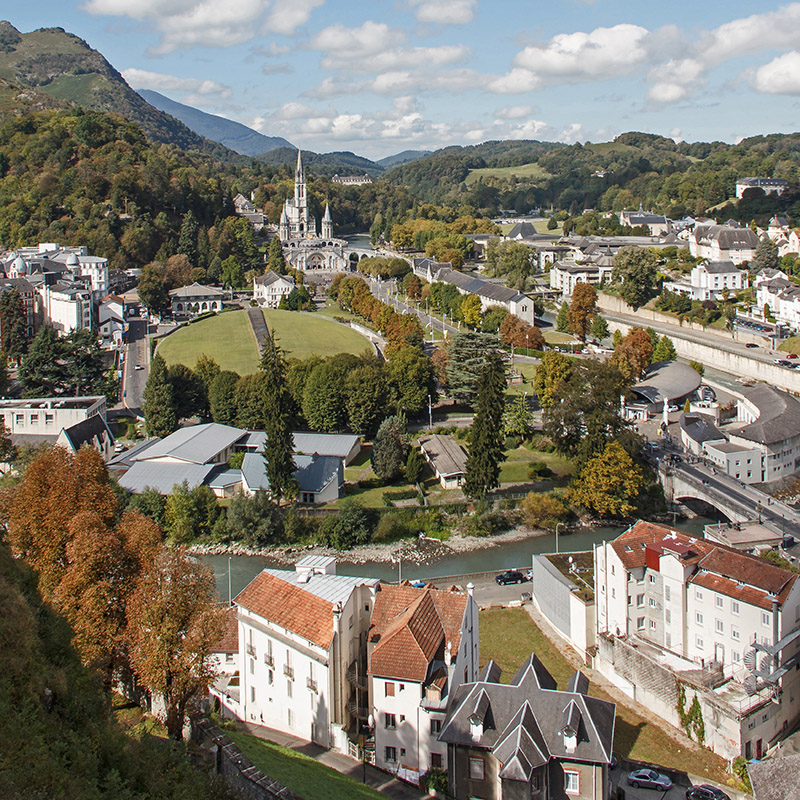 Lourdes_Basilica_09q